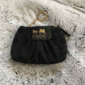 Small Coach wallet with keychain